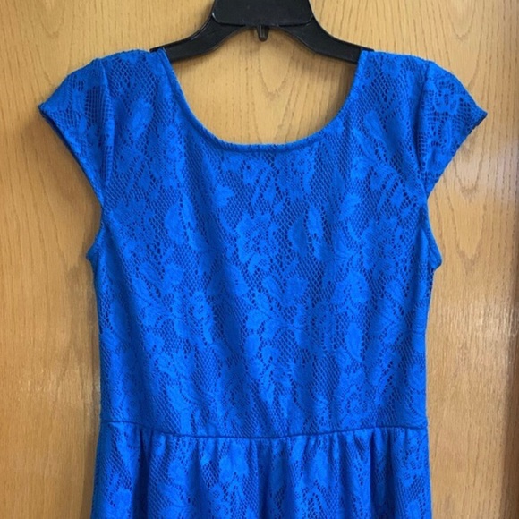 Royal Blue Scoop Back Fit Flare Lace Overlay Dress - Picture 3 of 10